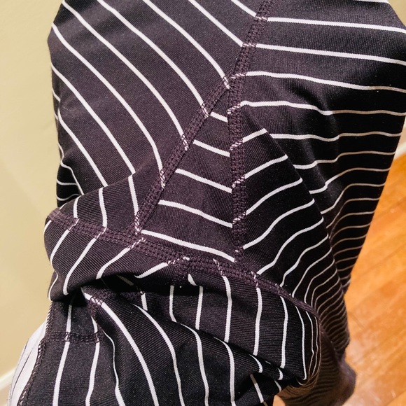 Athleta Striped Relay Capri with Pockets - Picture 3 of 10